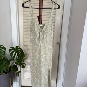 Abercrombie & Fitch Olive Floral Dress